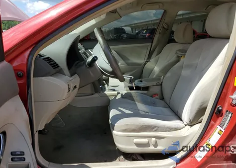 2011 Toyota Camry Base z USA, uszkodzony, nr VIN 4T4BF3EK7BR175281